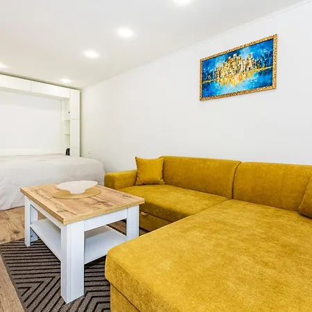 7a Apartamentai Lägenhet Palanga